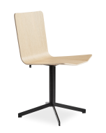 Skovby SM 803 spisebordsstol med skal i eg og sort stjernefod.