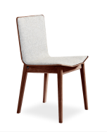 Skovby SM 807 spisebordsstol i valnød og stof.