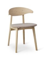 Spisebordsstol Ram Wood i ask med stof sæde.