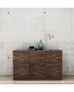 Skovby SM 932 skænk i valnød.